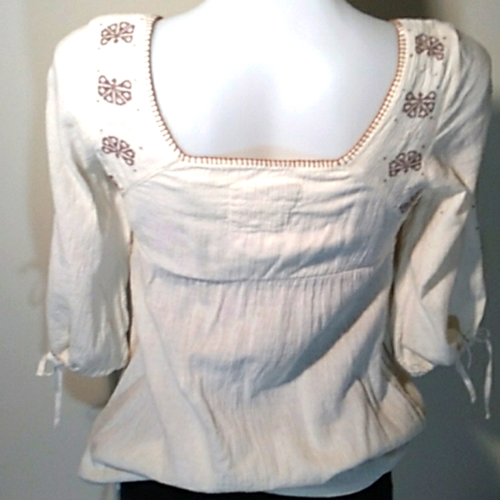 CUTE BOHO EMBROIDERED TOP ,HOOK & EYE CLOSE BY FREE PEOPLE - Picture 10 of 11